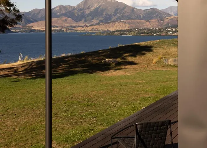 Villa Luxury Passive House On A 50 Acre Lakeside Farm *