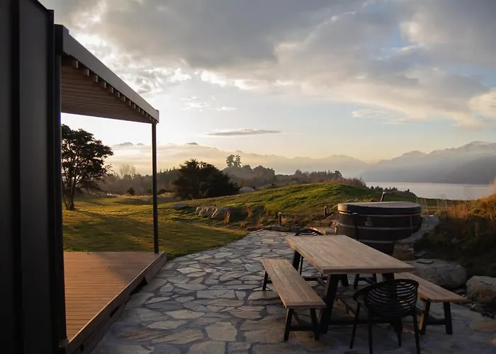 Luxury Passive House On A 50 Acre Lakeside Farm *