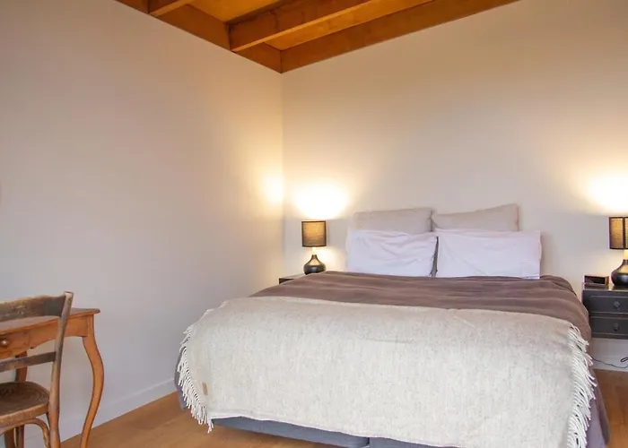 Luxury Passive House On A 50 Acre Lakeside Farm *